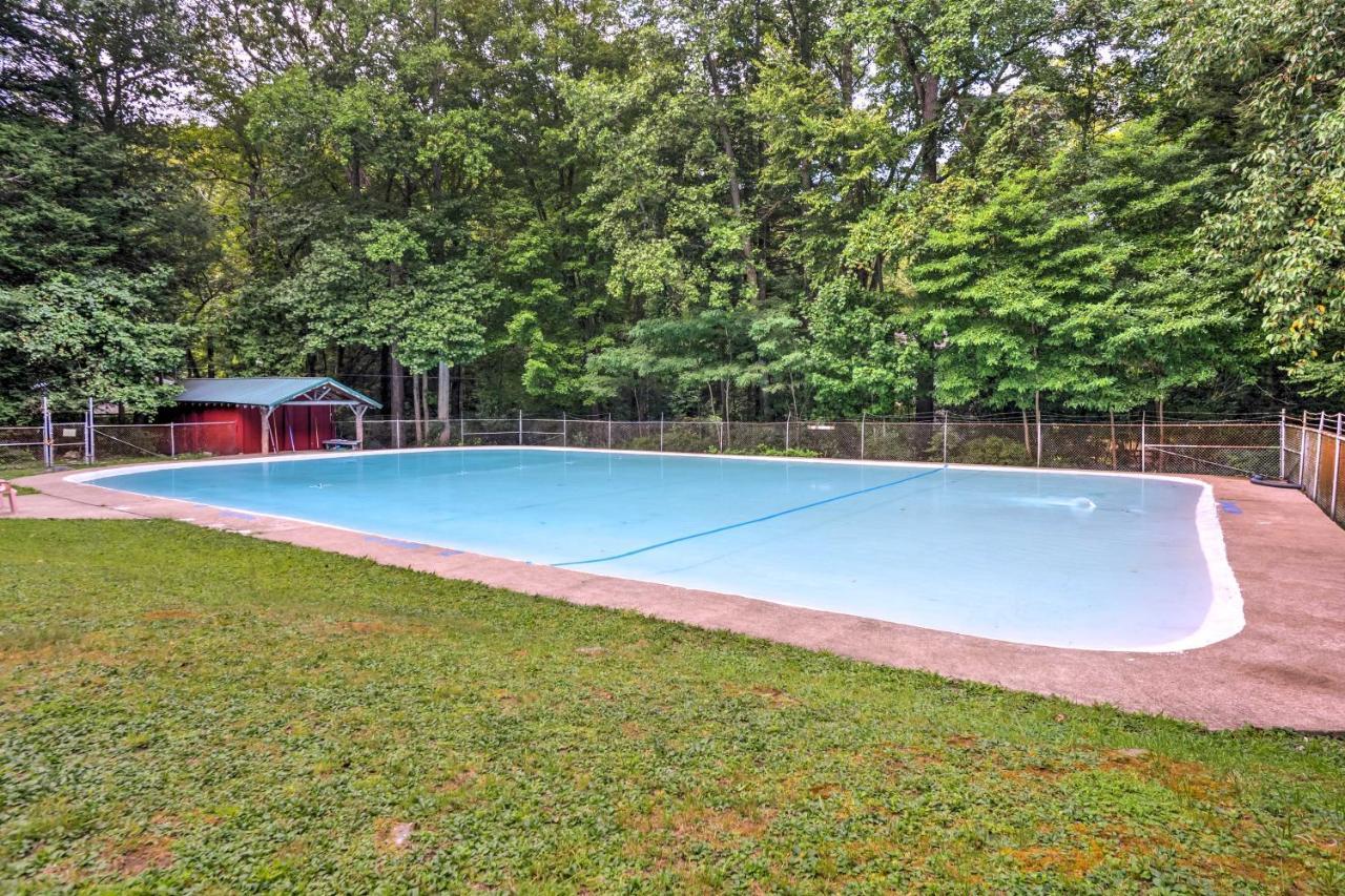 Pet-Friendly Pennsylvania Vacation Rental With Pool! Laughlintown Zewnętrze zdjęcie